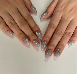 ネイル Bi_nail. yuuのネイルデザイン