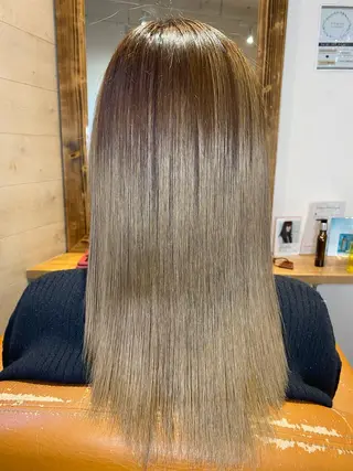 セミロング カラー 髪質改善×矯正🫧 韓国ヘアasamiのヘアスタイル