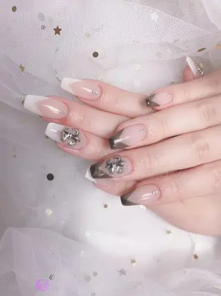 ネイル ジョリ En 💞🦋のネイルデザイン