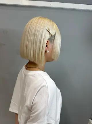 ショート カラー dao/ミルクティー /ブラウン/ブロンドのヘアスタイル