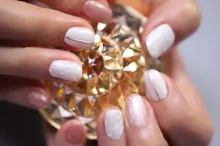 ネイル ママリンド　志村坂上店所属・しみ えんのネイルデザイン