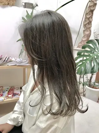 セミロング カラー 平田 健一のヘアスタイル