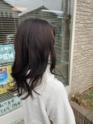 ロング カラー 永沼 真依のヘアスタイル