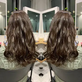 セミロング カラー レイヤーカット/ 艶カラー/RYOMAのヘアスタイル