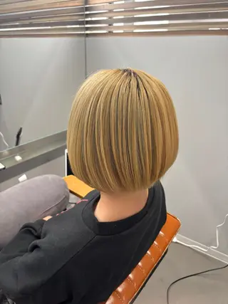 ミディアム Amour【アムール】所属・voler[ヴォレ] moekaのヘアスタイル