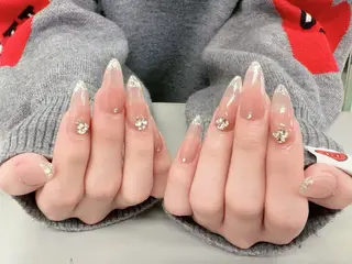 ネイル 佐藤 依娜のネイルデザイン