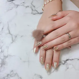 ミディアム ネイル 石原 夕華のネイルデザイン