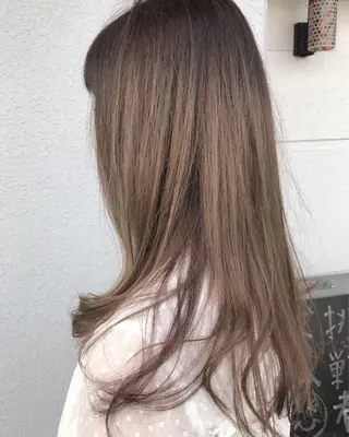 セミロング カラー レイヤーカット匠 イソザキノリユキのヘアスタイル