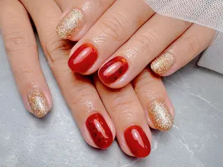 ネイル マジックミラー所属・マジック ミラーのネイルデザイン