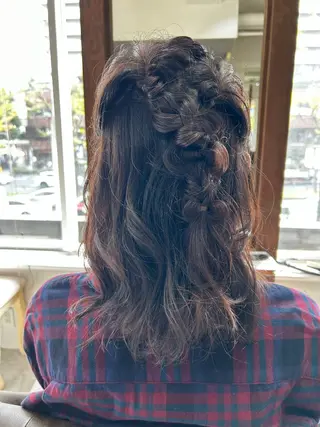 ミディアム ヘアアレンジ 🦄HITOMI 🦄MEMEのマツエク・マツパデザイン