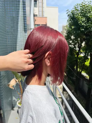ショート VIEW　BLEACH所属・ハイトーンカラー/ 艶髪カラー/タクミのヘアスタイル