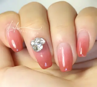 ネイル Lulu nail salon 南堀江店所属・西村 あやかのネイルデザイン