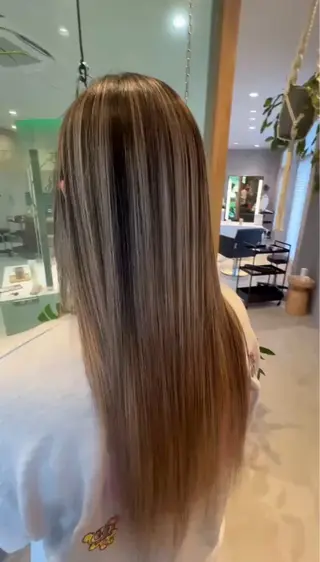 ロング ハディー シールエクステのヘアスタイル