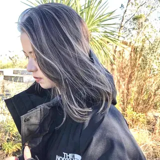 ミディアム カラー ケア剤オタク×海外 ヘア長谷川裕起のヘアスタイル