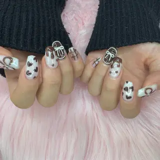 ネイル nail spaß所属・WAKALU .のネイルデザイン