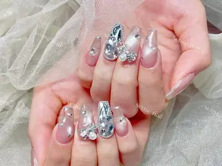 ネイル Kurieitibu 🍬Byu~tīのネイルデザイン
