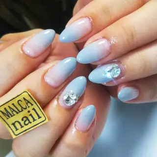 ミディアム パーマ ネイル キッズ マツエク・マツパ MALCAnail(マルカネイル)所属・荒木 莉奈のネイルデザイン