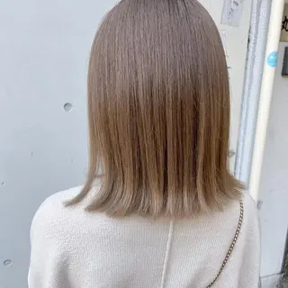ミディアム カラー Grit 元町店のヘアスタイル