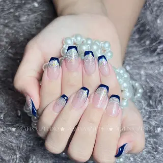 ネイル 玲央 YOYOのネイルデザイン