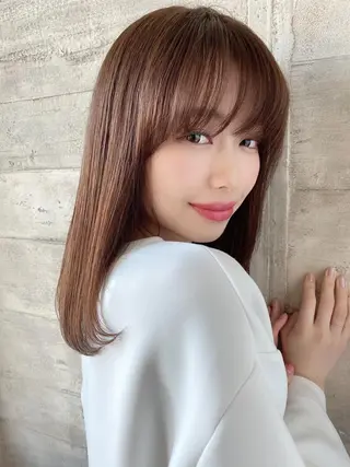 ミディアム KAMIGAMI所属・KAMIGAMI SAKAEのヘアスタイル