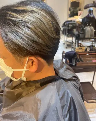 ショート 🍭透明感カラー 志賀拓海🍬🌈のヘアスタイル