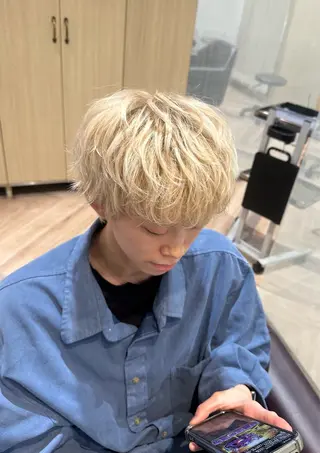 メンズ メンズ特化/フェザー /パーマ/伊勢元のヘアスタイル