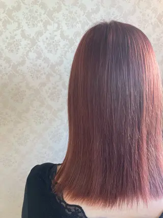 セミロング カラー ヒヨシ ルナのヘアスタイル