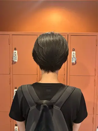 ショート 髪質改善 / 透明感 カラー / 冨成のヘアスタイル