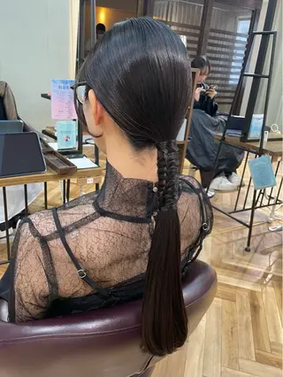 ロング ヘアアレンジ 透明感カラー×ヘア アレンジ🪽しおりのヘアスタイル
