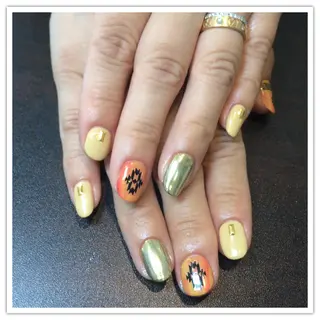 ネイル M nail はやまうららのネイルデザイン