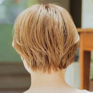 ショート カラー ハイトーン/ボブ/ ハイライト🌱ᩚ涼介のヘアスタイル