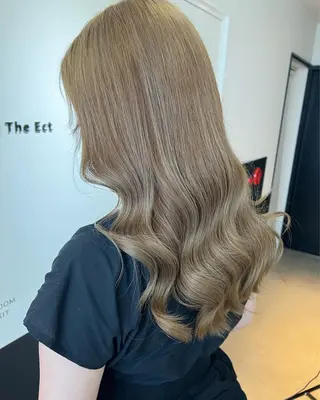 セミロング 岸田 悠佑のヘアスタイル