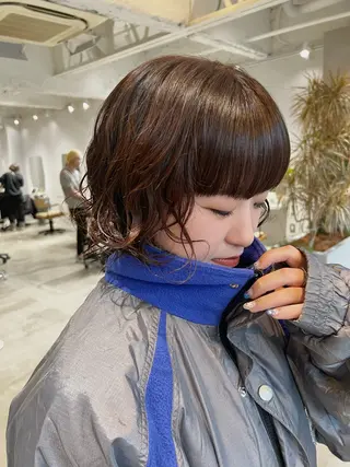 ミディアム パーマ ホリバ ユカのヘアスタイル