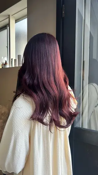 ロング カラー 新貝楓🌀 透明感カラーのヘアスタイル