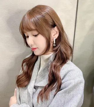 ロング カラー ブリーチなし透明感カ ラー×韓国ヘア♡ヒデのヘアスタイル