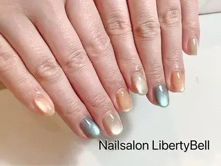ネイル Libertybell所属・iiso nailのネイルデザイン