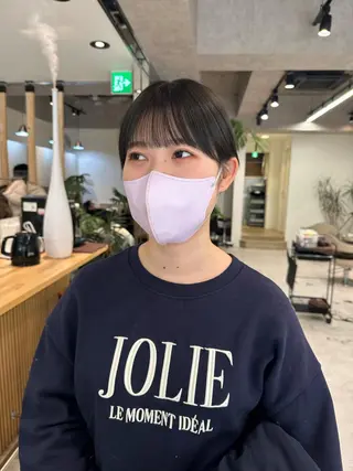 ショート カラー レイヤー/顔まわり カット/地毛風カラーのヘアスタイル