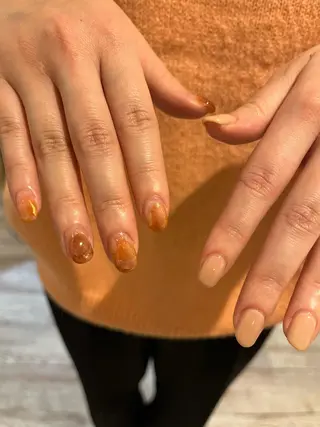 ネイル une／YUKINA 🫧大人nuanceのネイルデザイン