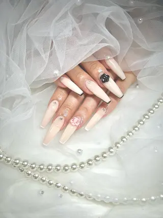 ネイル 【Laule‘a 】のネイルデザイン