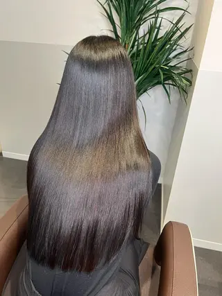 ロング SALOWIN east店6F所属・TAKUMI 【美髪特化】のヘアスタイル