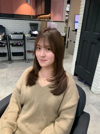 ロング shes茶屋町アリサ 🎀顔周り×韓国風のヘアスタイル