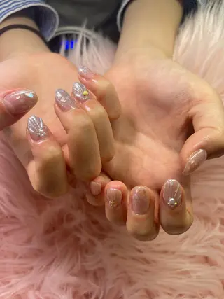 ネイル ネイルサロンキュアイスト所属・キュアイスト アコパラジェル調布のネイルデザイン
