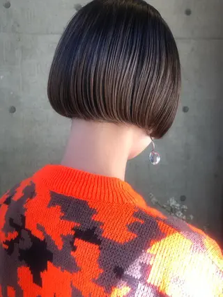 ショート カラー 🌈圧倒的デザイン力 内井省吾のヘアスタイル