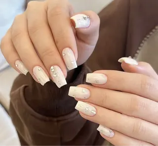 ネイル Ui_Amor (パラジェル)のネイルデザイン