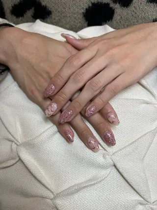 ネイル nail.salon .Reversalのネイルデザイン
