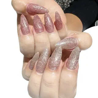 ネイル GlowNailsサロン_大須名古屋所属・Glow Nailsのネイルデザイン