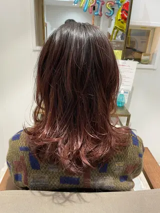 ミディアム カラー ナカムラ イヅミのヘアスタイル