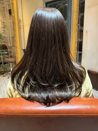 ロング 小村 理音のヘアスタイル