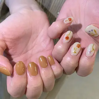 ネイル emanon 新宿東口店所属・nailist akariのネイルデザイン