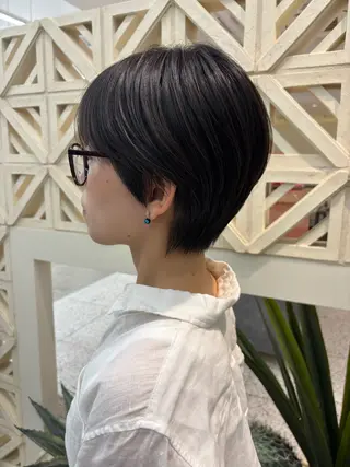 ショート 伊藤 優里のヘアスタイル